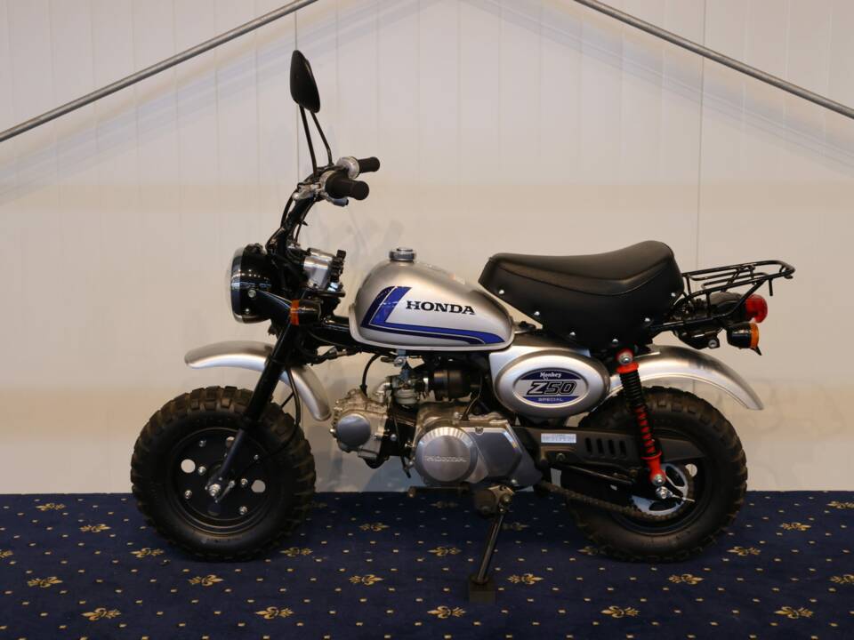 Bild 4/30 von Honda Z 50 Monkey (1900)