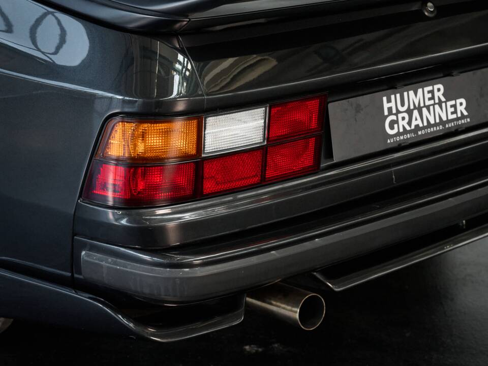 Bild 17/50 von Porsche 944 Turbo (1990)