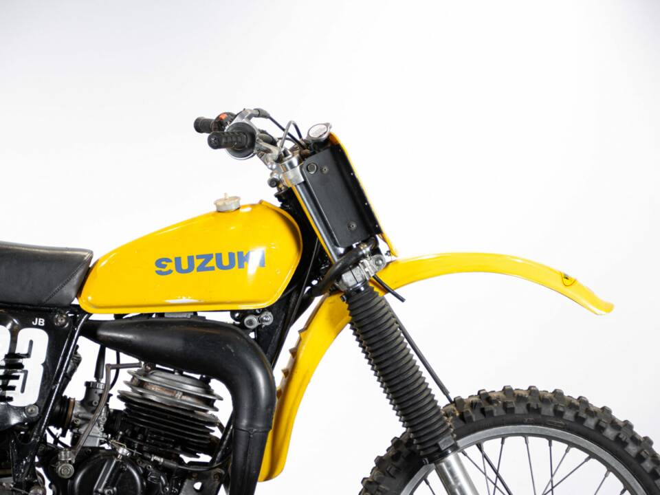 Image 26/50 of Suzuki RM 125 (1978)