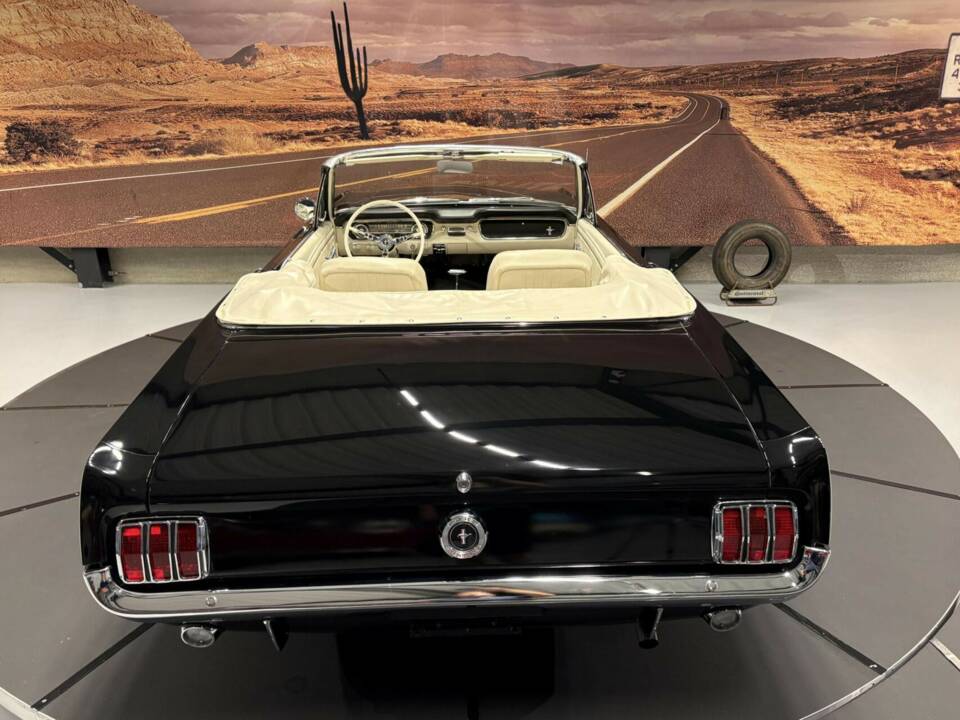 Image 18/50 of Ford Mustang 289 (1965)