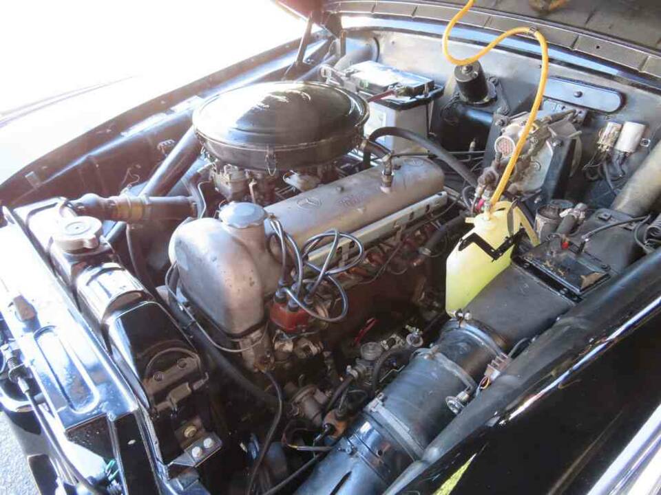 Image 15/20 of Mercedes-Benz 220 S (1958)