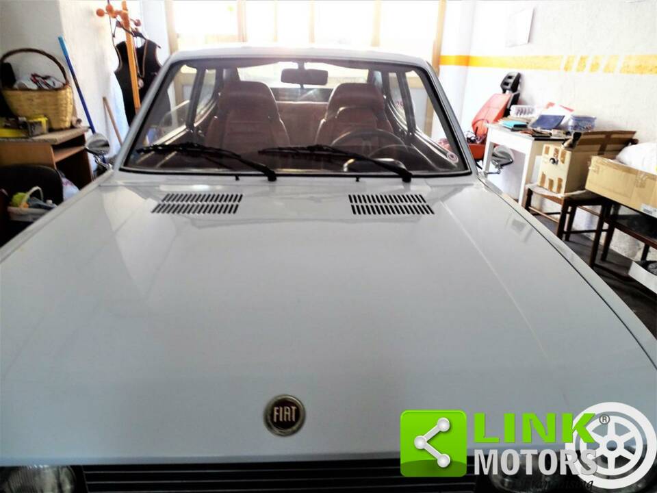 Bild 8/10 von FIAT 128 Sport Coupe (1974)