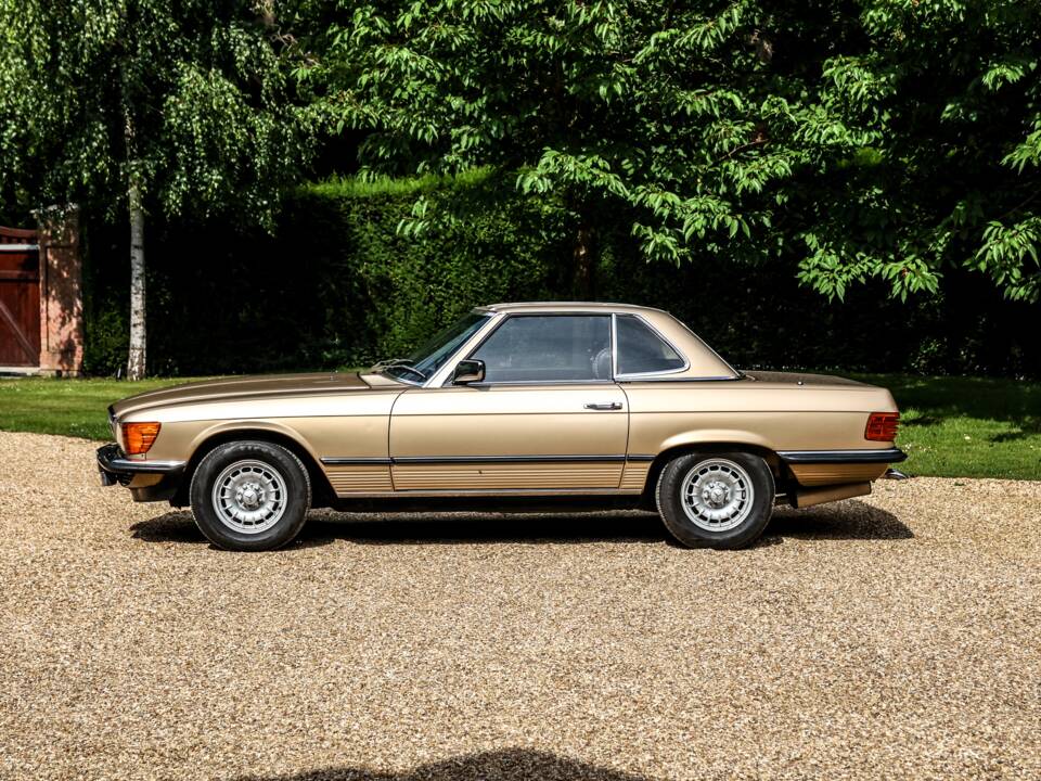 Afbeelding 17/40 van Mercedes-Benz 280 SL (1981)