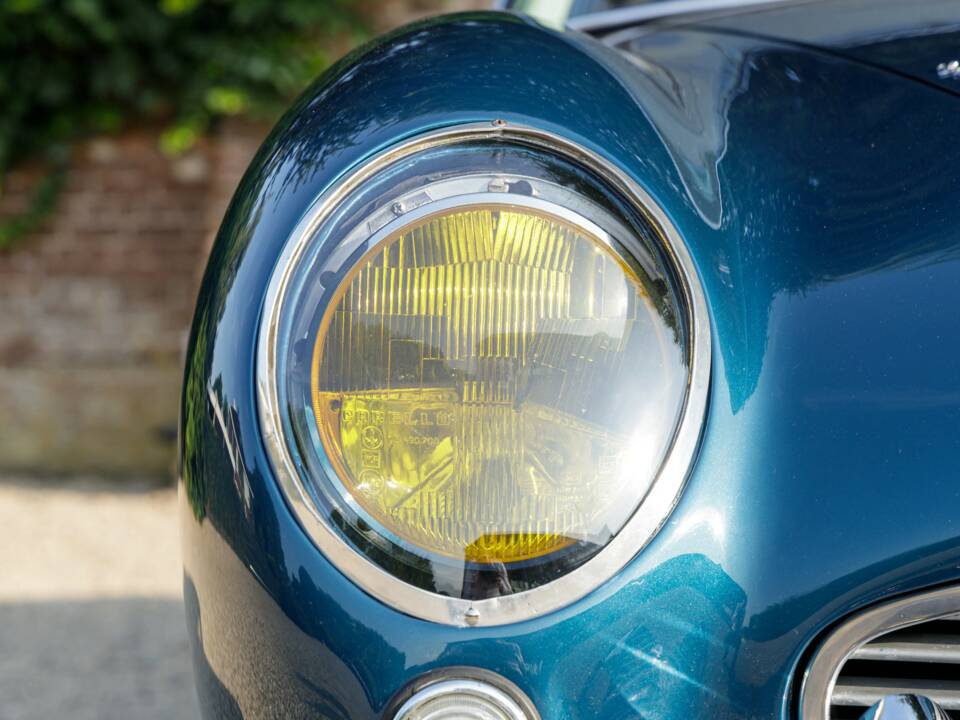 Afbeelding 10/50 van Aston Martin DB 4 Vantage (1962)