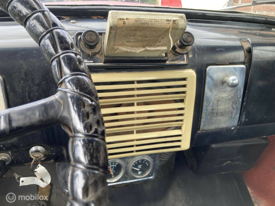 Image 28/31 of Ford F-1 (1949)