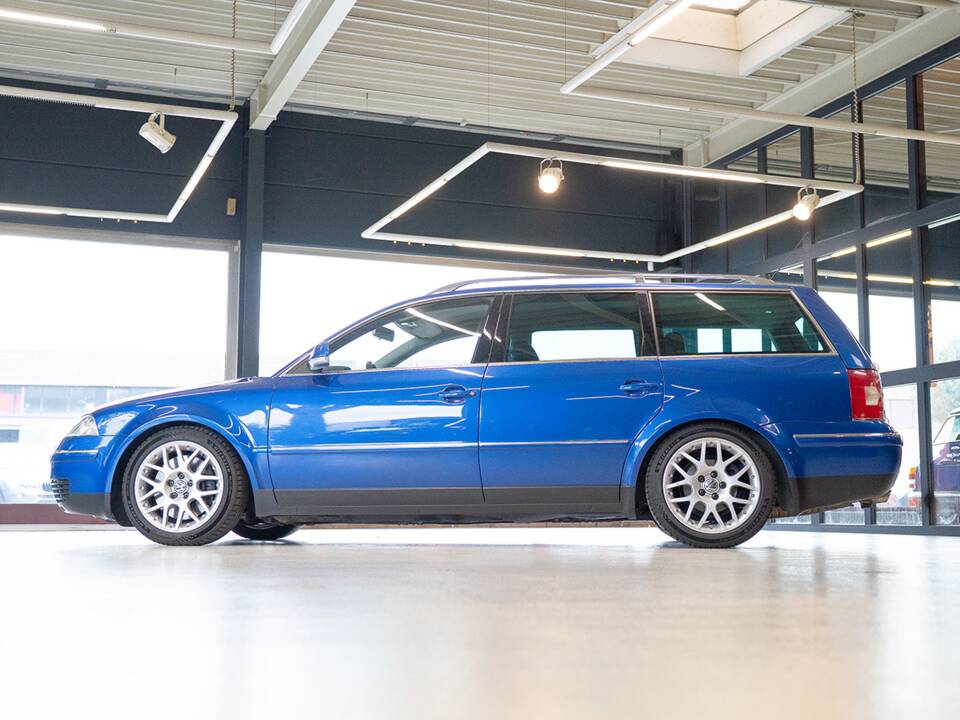 Image 7/59 de Volkswagen Passat Variant 4.0 W8 (2004)