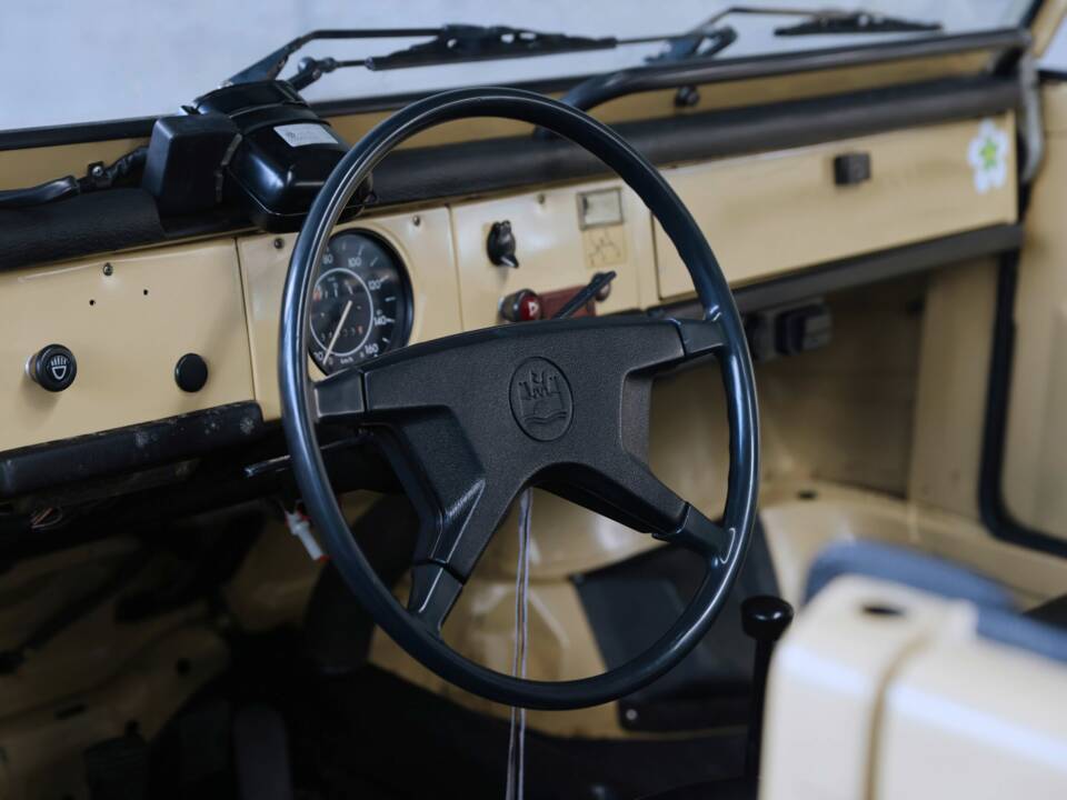 Image 18/47 of Volkswagen Thing 1500 (1981)