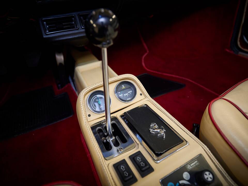 Afbeelding 78/100 van Ferrari 208 GTB Turbo (1982)