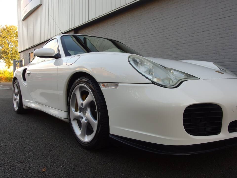 Bild 23/99 von Porsche 911 Turbo (2004)