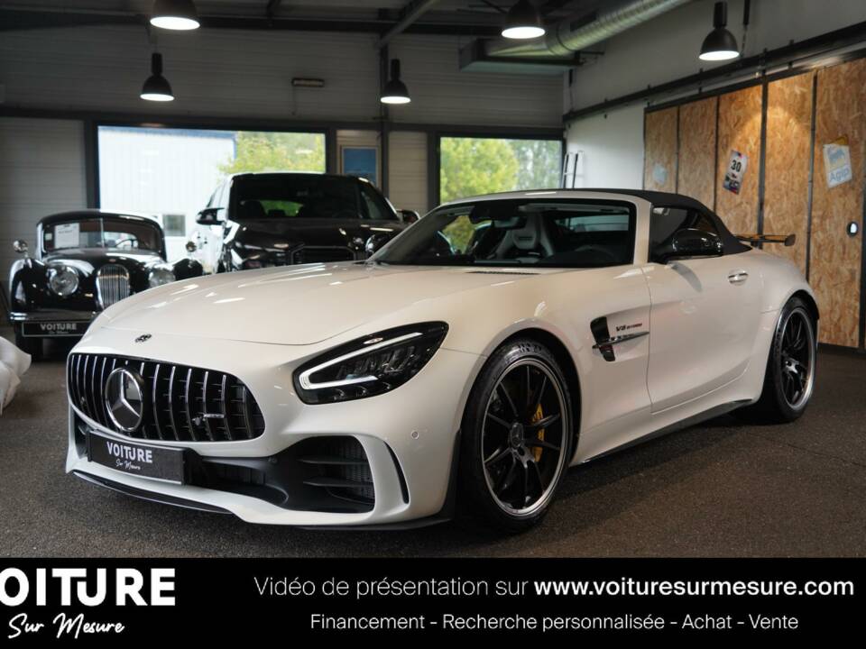 Image 3/44 of Mercedes-AMG GT-R (2021)
