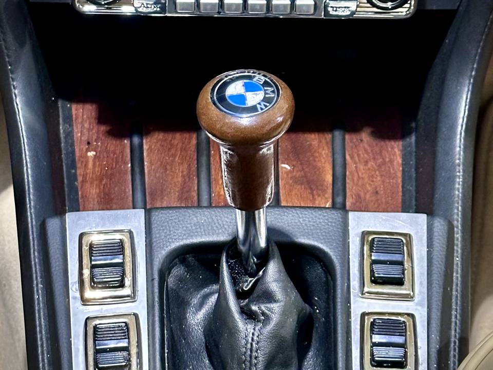Bild 19/39 von BMW 3.0 CSi (1974)