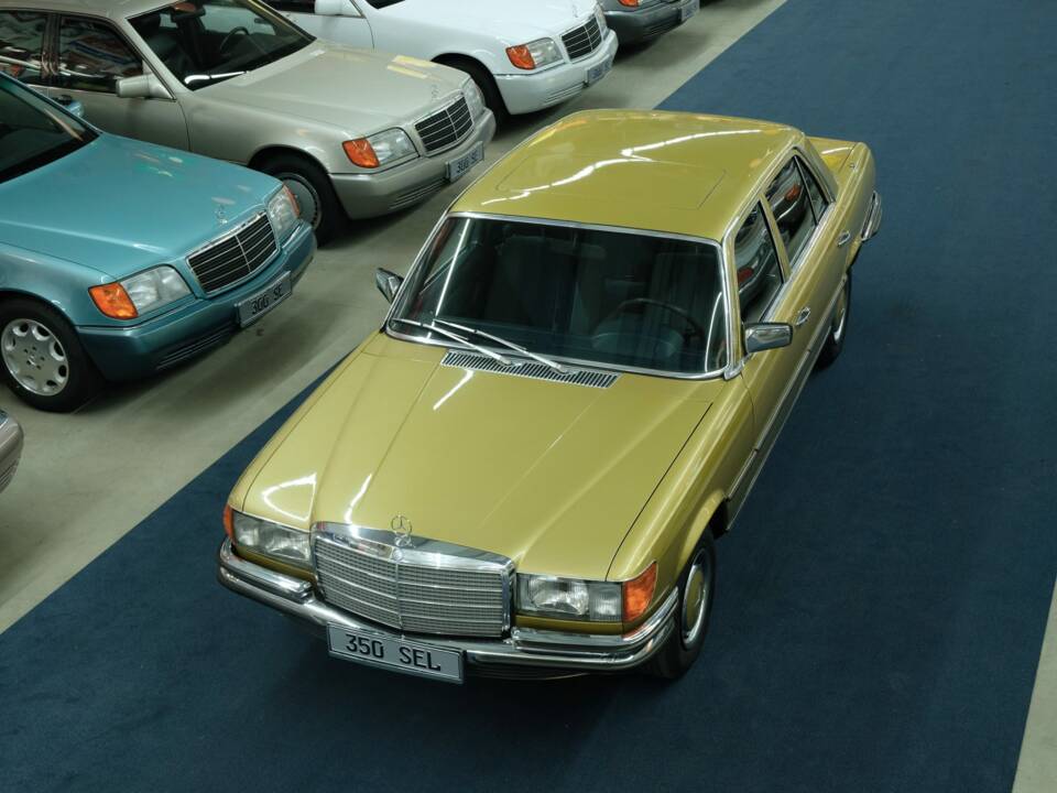 Image 74/76 of Mercedes-Benz 350 SEL (1977)
