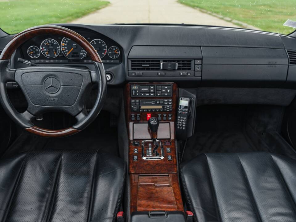Image 12/20 de Mercedes-Benz SL 600 (1995)