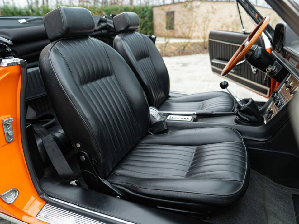 Image 48/50 of FIAT Dino 2400 Spider (1972)