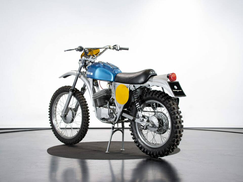 Image 2/50 of SWM 125 Six Days (1974)