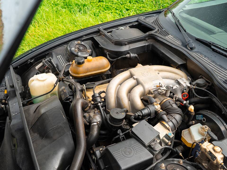 Bild 36/37 von BMW Z1 Roadster (1989)