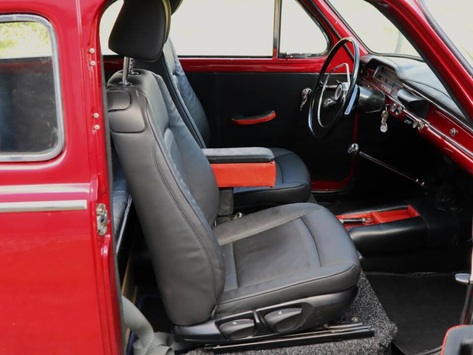 Image 16/50 of Volvo PV 544 Sport (1965)