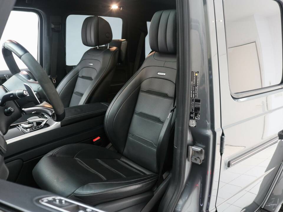Image 9/25 de Mercedes-Benz G 63 AMG (LWB) (2020)