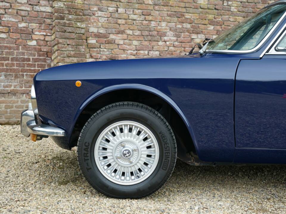 Bild 48/50 von Alfa Romeo 2000 GTV (1974)