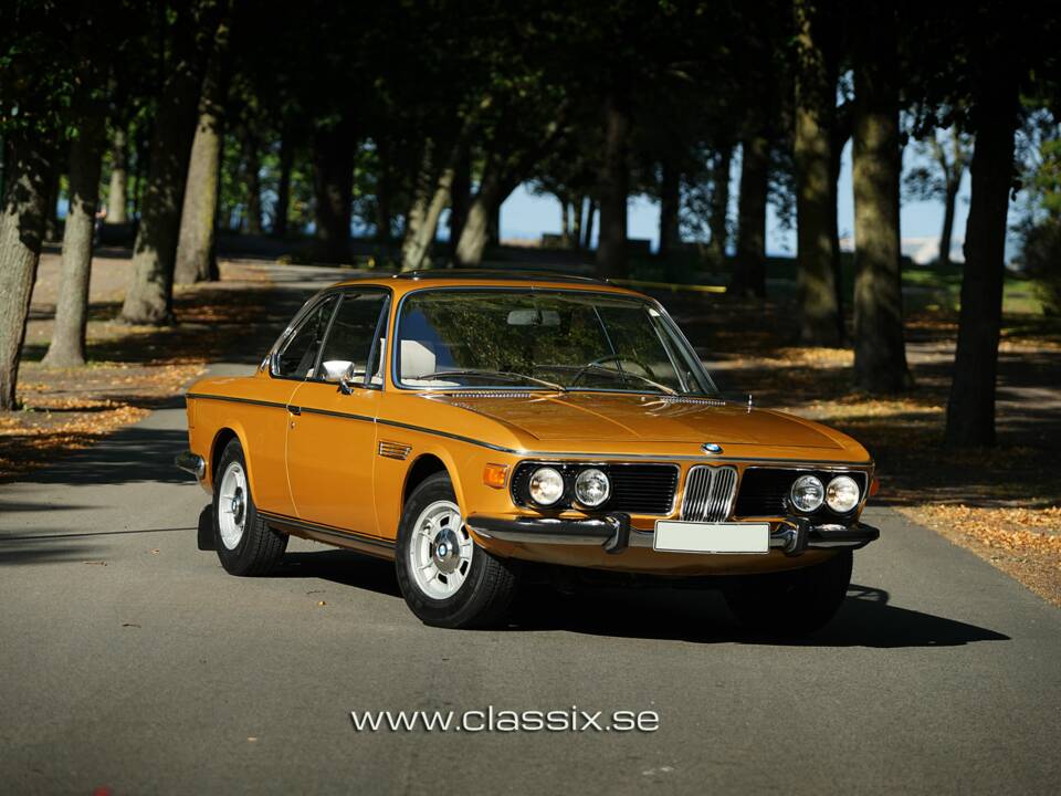 Image 8/32 of BMW 3.0 CS (1972)