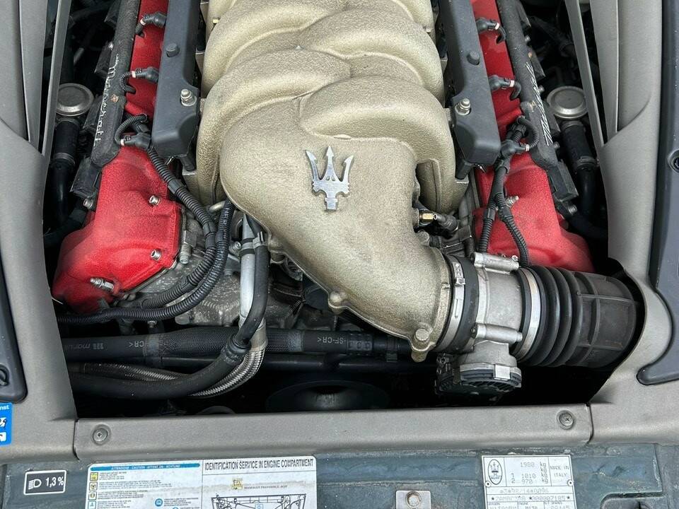 Afbeelding 15/22 van Maserati 4200 (2002)