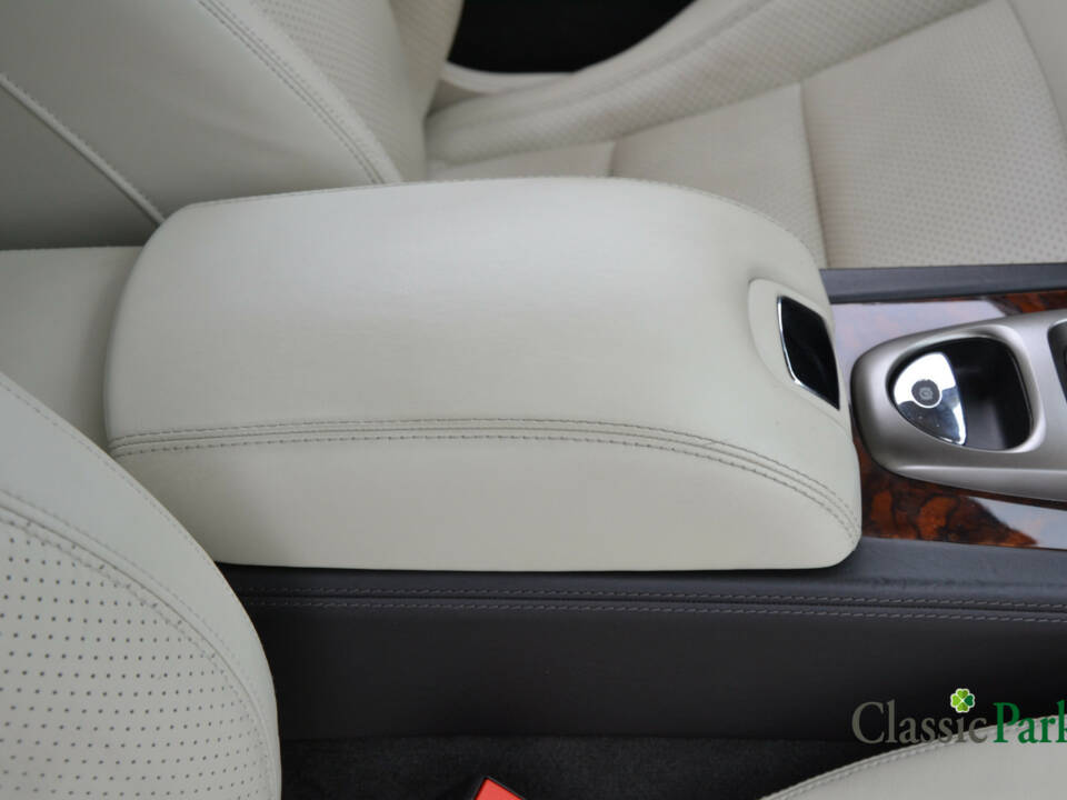 Image 38/50 de Jaguar XK 4.2 (2006)