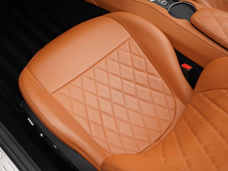 Bild 20/50 von Ferrari California T (2016)