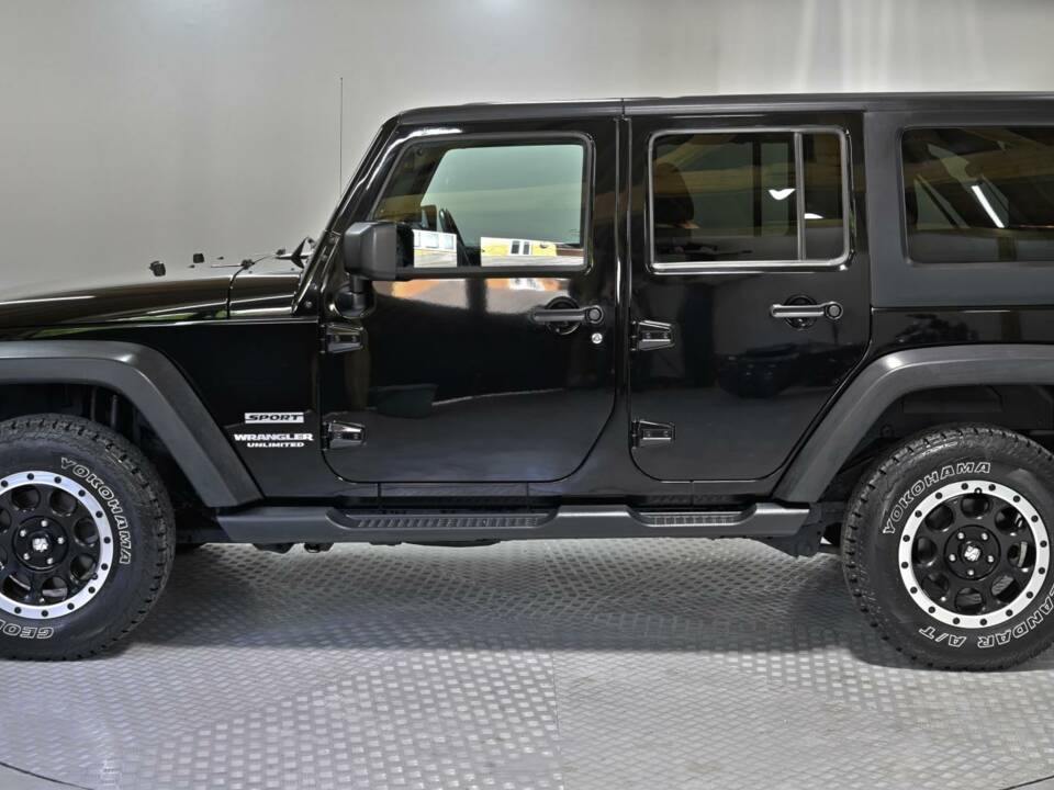 Image 10/50 of Jeep Wrangler 3.6 V6 (2014)