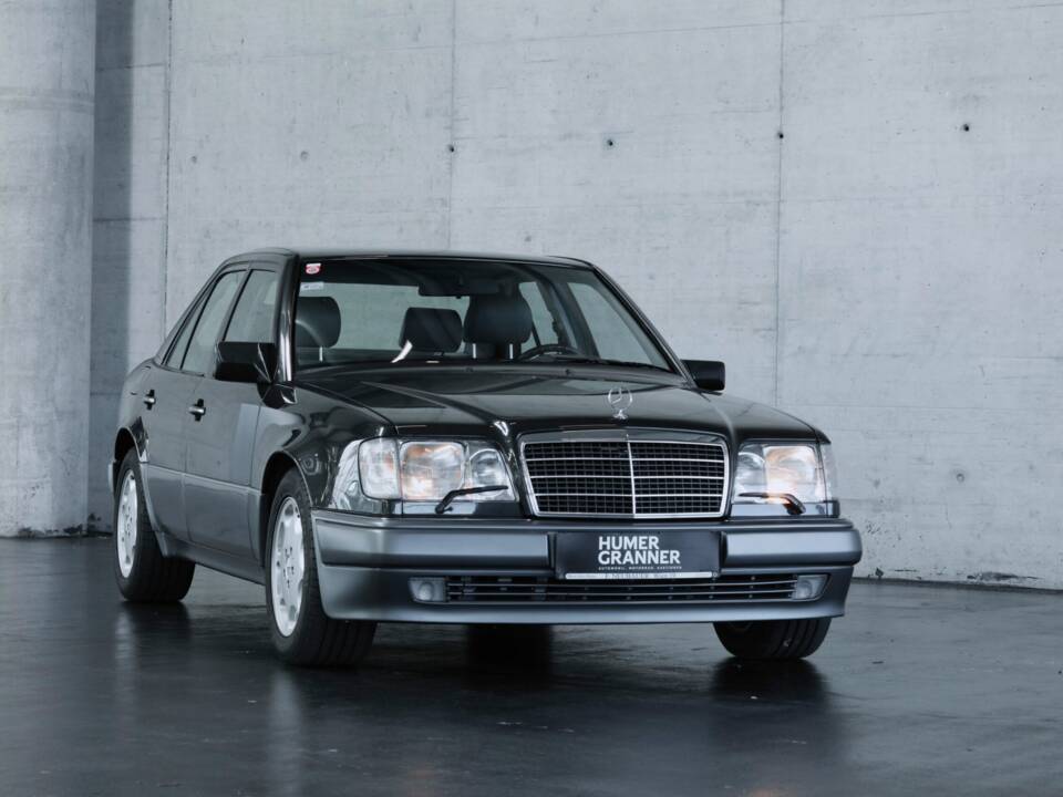 Bild 6/50 von Mercedes-Benz 500 E (1993)