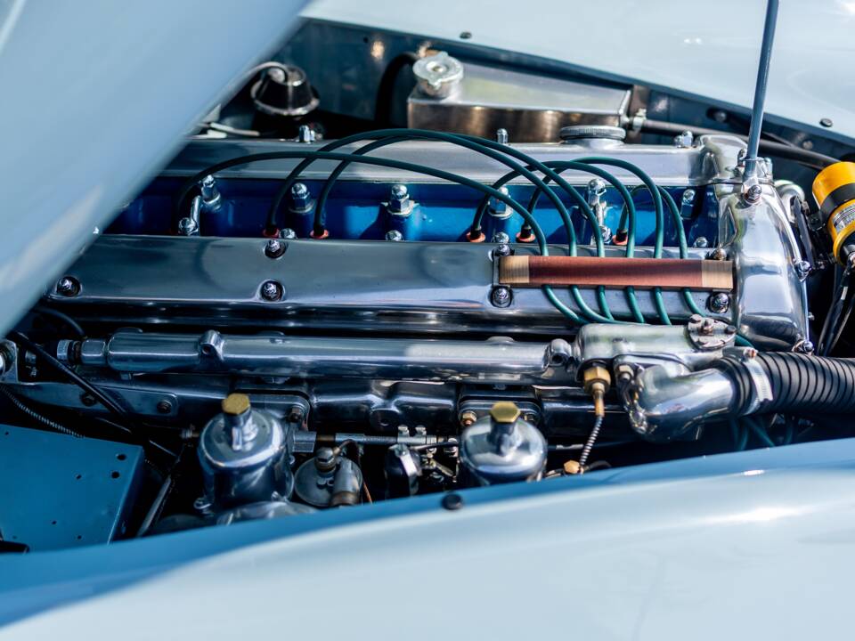 Image 5/50 of Jaguar XK 140 FHC (1955)