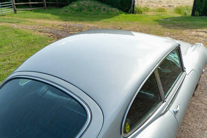Afbeelding 13/50 van Jaguar E-Type V12 (2+2) (1973)