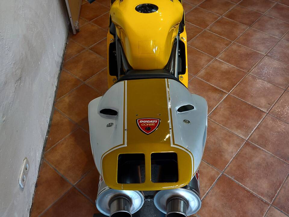 Image 16/19 of Ducati DUMMY (2002)