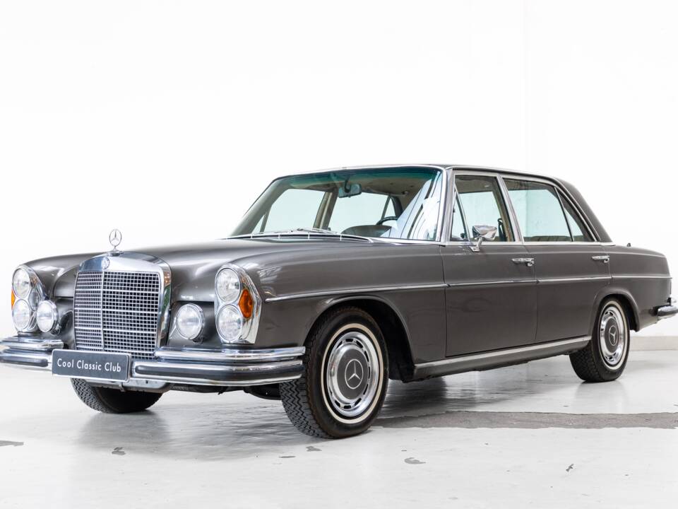 Bild 1/32 von Mercedes-Benz 300 SEL 3.5 (1970)