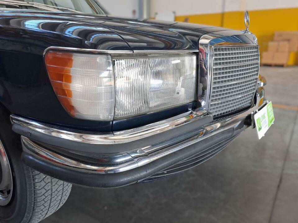 Bild 39/47 von Mercedes-Benz 280 SE (1976)