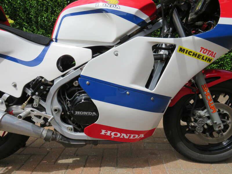 Immagine 3/46 di Honda VF 500 F (1986)