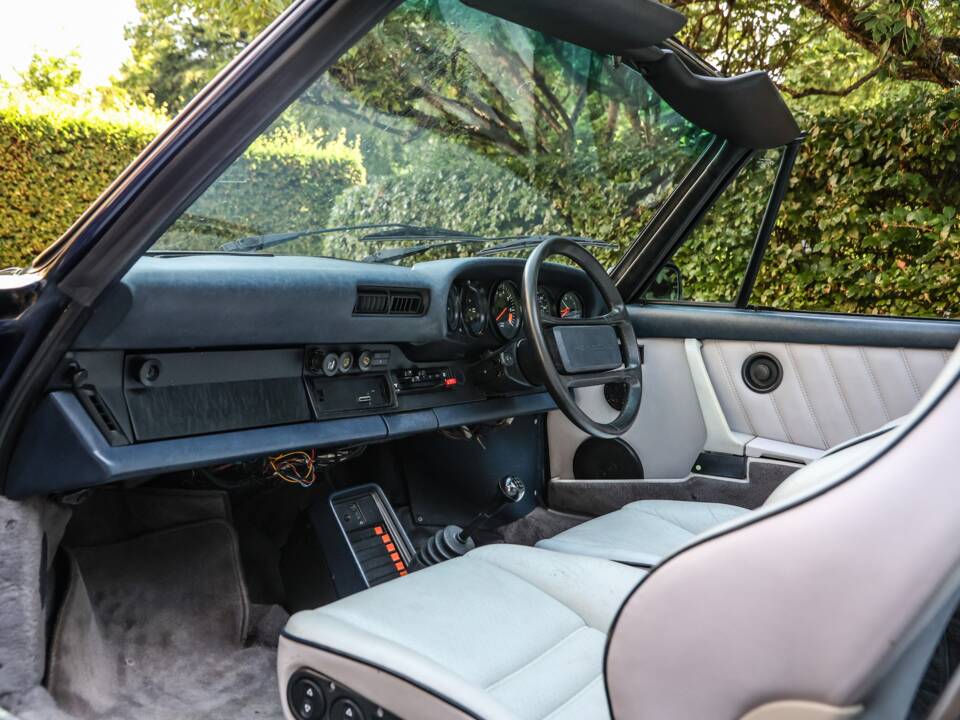 Image 11/38 of Porsche 911 2.4 T (1972)
