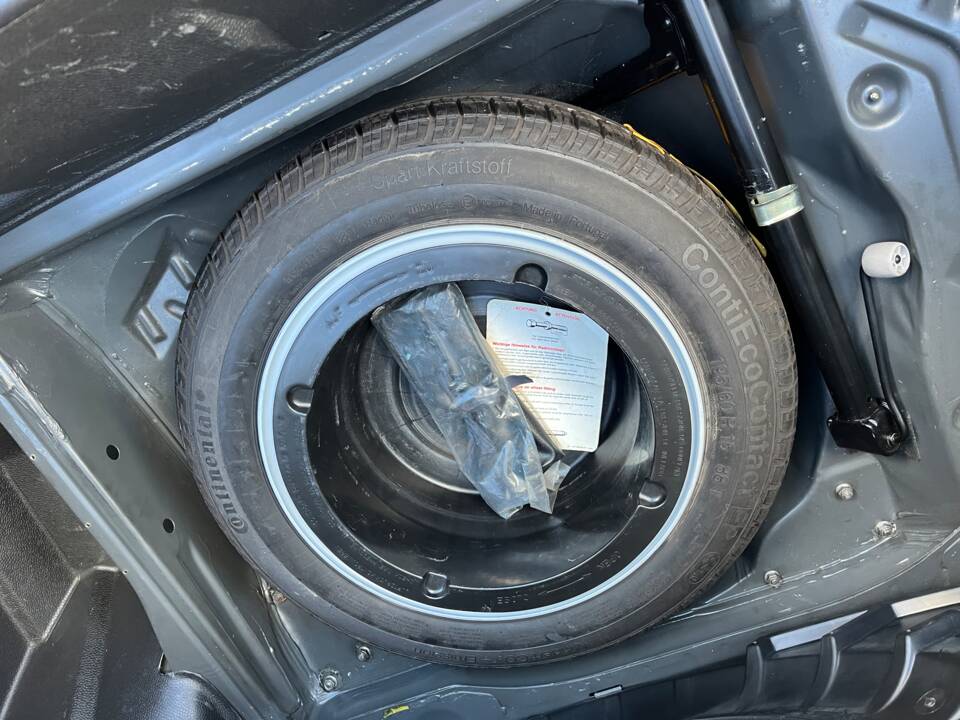 Image 8/21 of Mercedes-Benz 190 E 2.3-16 (1987)