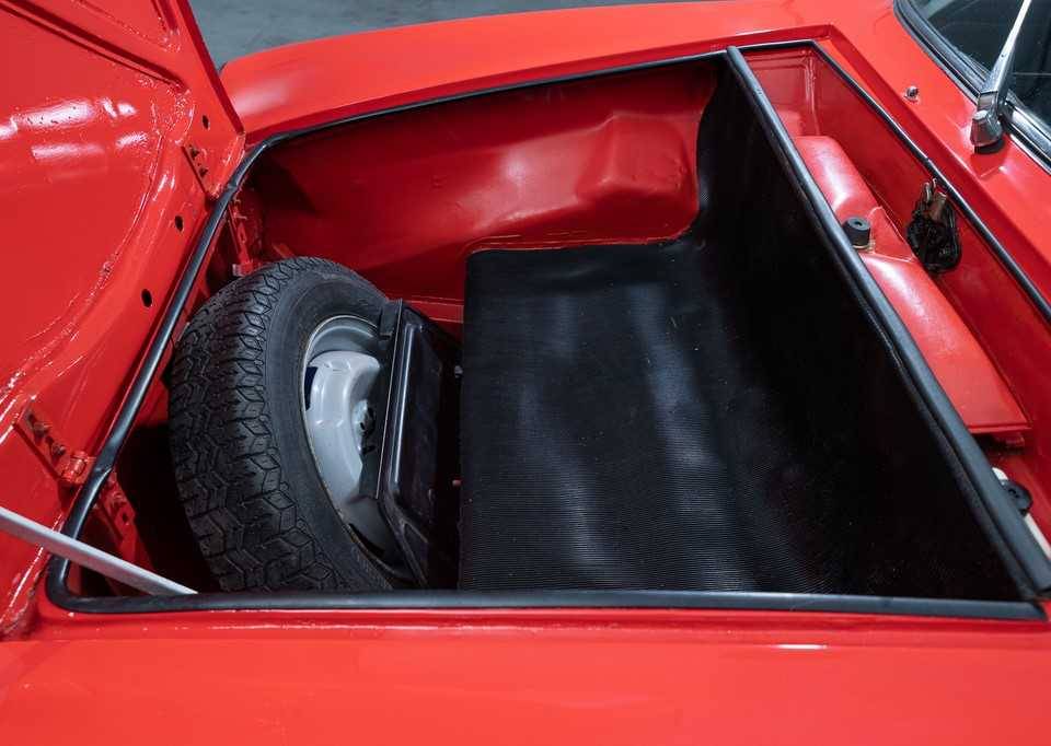 Image 31/40 of FIAT 850 Coupe (1965)