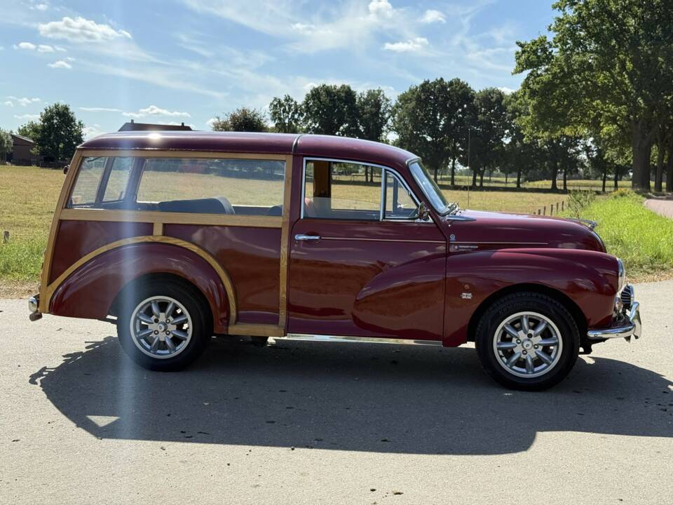 Image 4/12 of Morris Minor 1000 Traveller (1962)