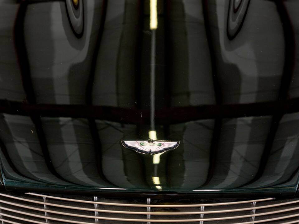 Bild 29/52 von Aston Martin DB 9 Volante (2006)