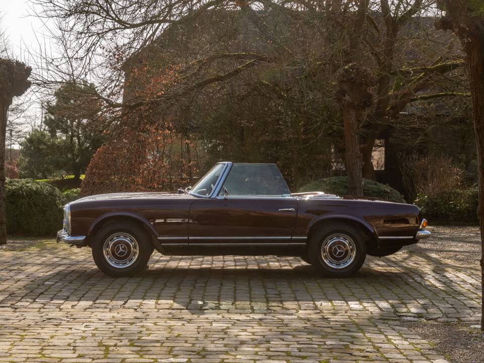 Image 29/35 de Mercedes-Benz 230 SL (1963)