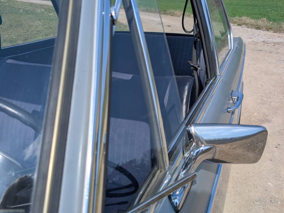 Image 28/41 of BMW 2002 (1968)
