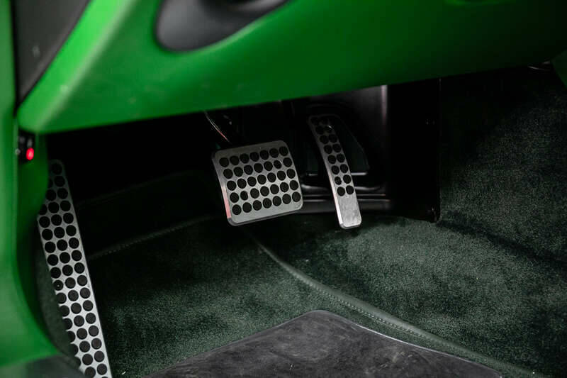 Immagine 22/43 di Aston Martin V8 Vantage (2010)