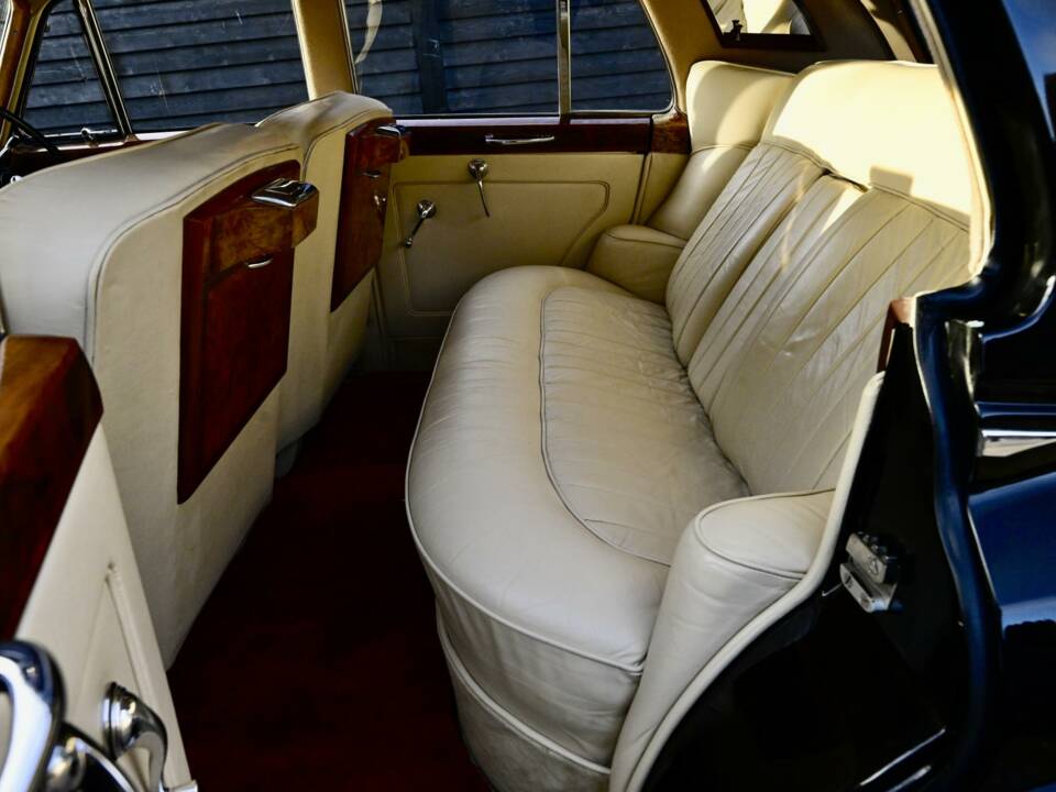 Bild 38/50 von Rolls-Royce Silver Cloud I (1956)