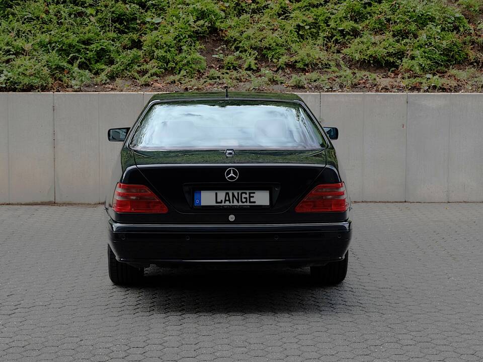 Image 9/70 de Mercedes-Benz CL 500 (1997)