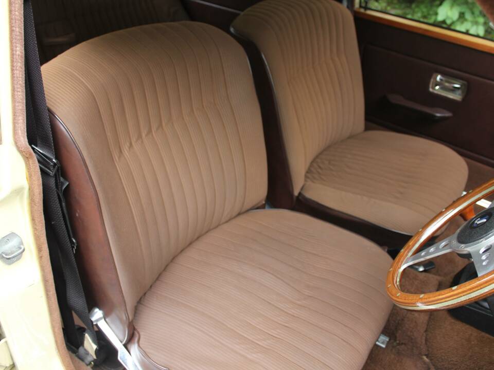 Image 9/17 of Triumph 1500 (1974)