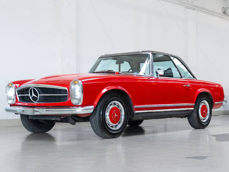Image 3/35 of Mercedes-Benz 280 SL (1970)