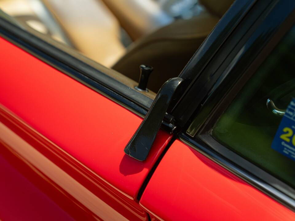 Image 44/50 of Ferrari 308 GTB (1981)