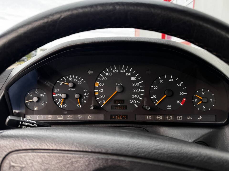 Bild 24/31 von Mercedes-Benz SL 320 (1994)