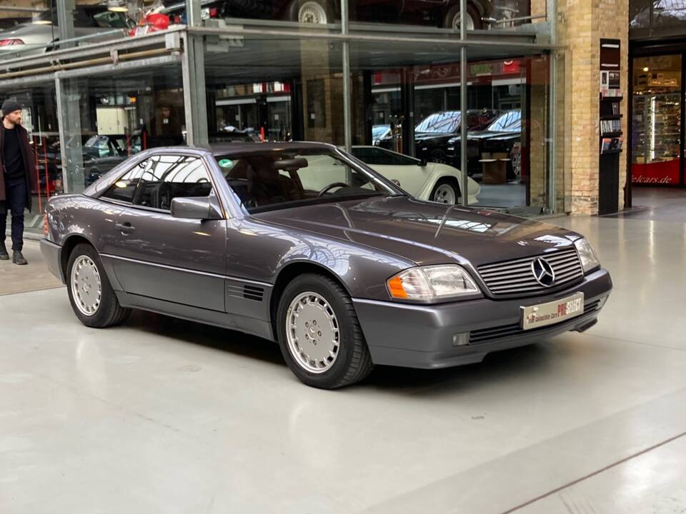 Image 30/49 of Mercedes-Benz SL 280 (1995)